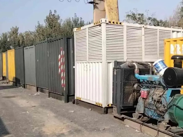 横山200KW柴油发电机机组每小时油耗是多少？